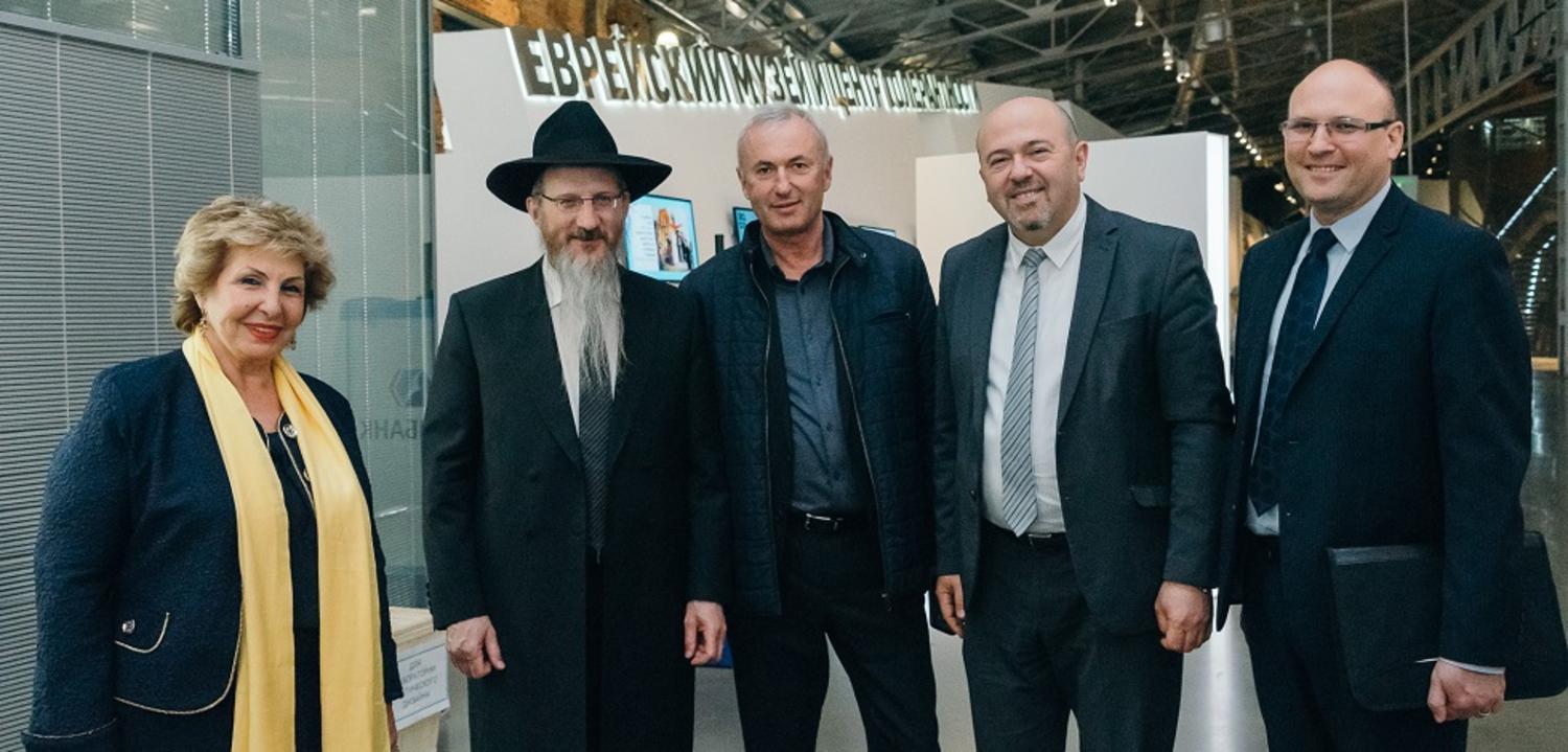 Министр интеграции и репатриации Израиля Софа Ландвер посетила Еврейский музей и центр толерантности