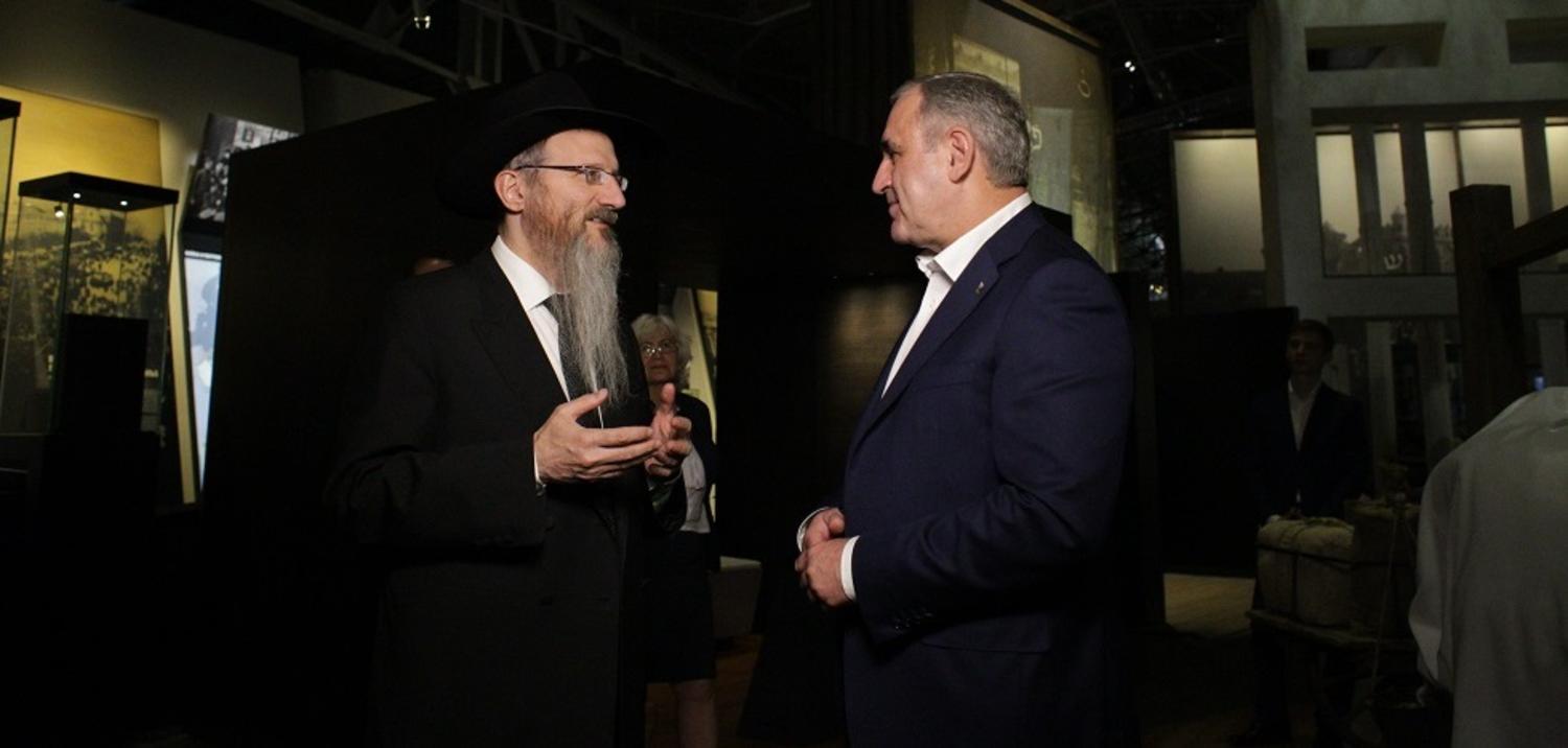 Заместитель Председателя Государственной Думы Сергей Неверов посетил Еврейский музей и центр толерантности
