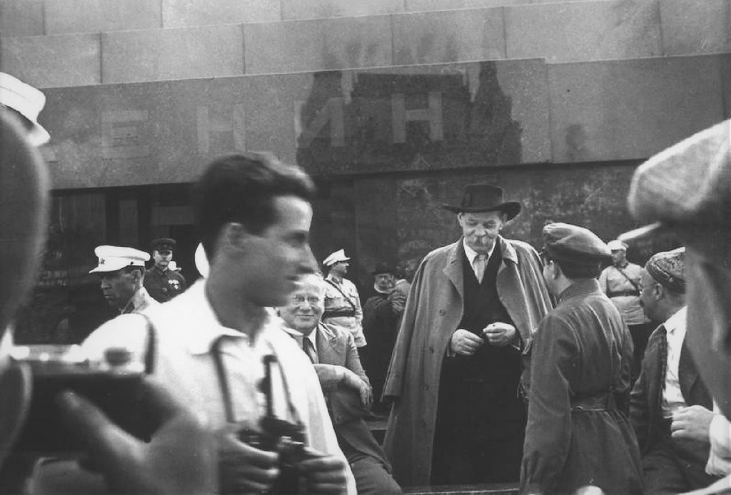 Лекция «История фототехники. На что снимали в первой половине XX века?»