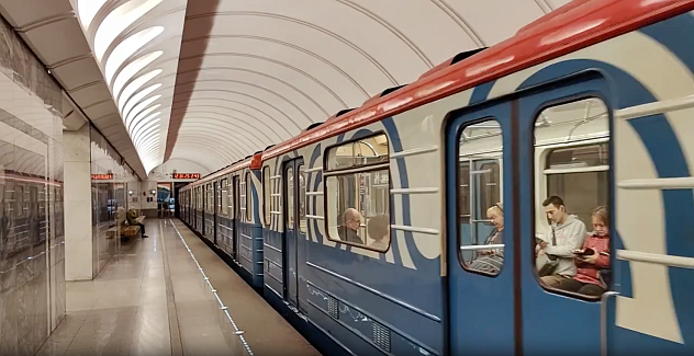 От метро «Достоевская»